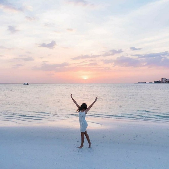 Meet your Posher, Suzette - Picture 2 of 2